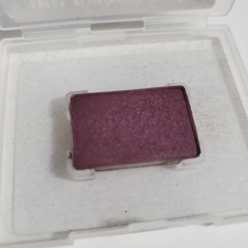 Mary Kay Sweet Plum Mineral Eyeshadow